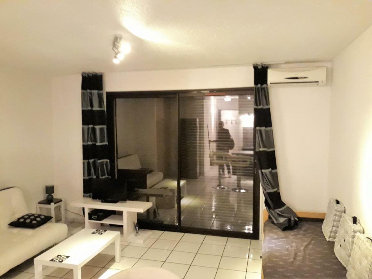 Apartment Les Pieds Dans L'eau Les Marines De 4 Couchages Moriani Plage
